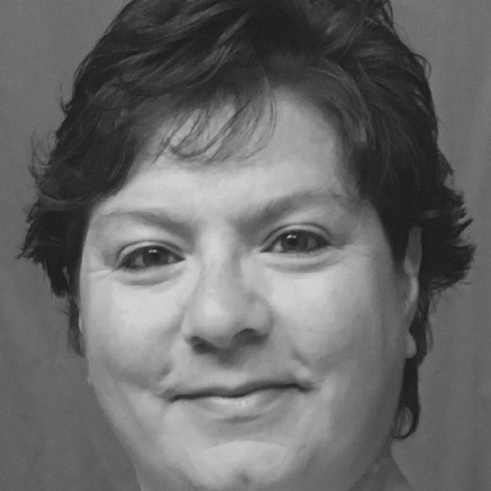Meet your Posher, Suzanne